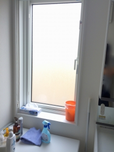 洗面所の窓