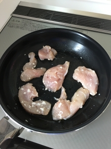 鶏胸肉の塩麹焼き