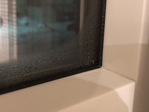 外気温-20℃の窓の結露